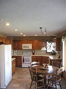 1st image of 1422 N 150th St