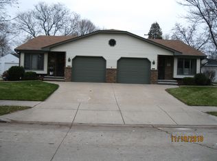 1004 E Kimberly Ave, Kimberly, WI 54136