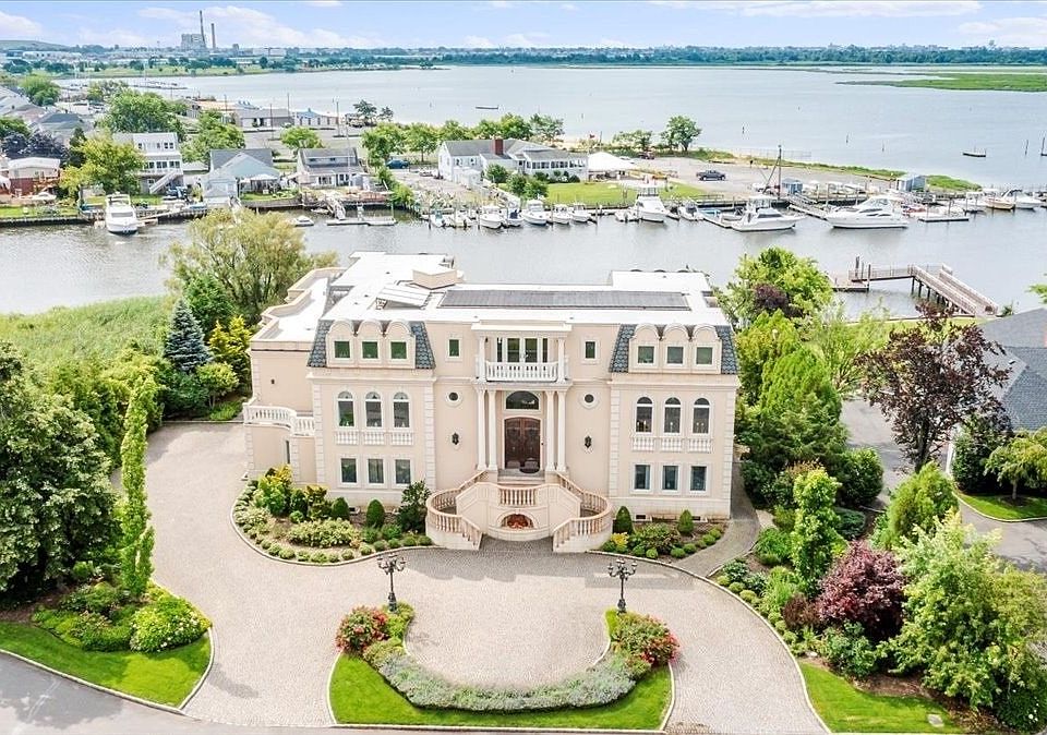 55 Thixton Drive, Hewlett, NY 11557 Zillow