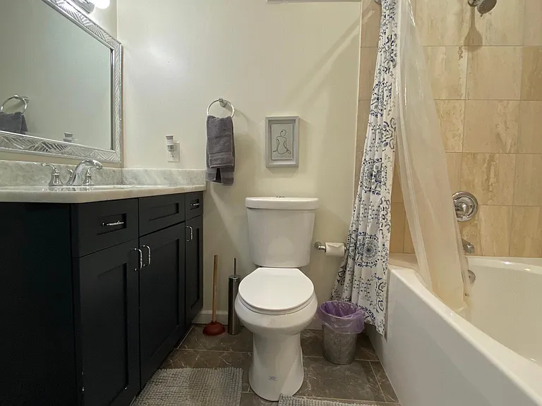 1211 Martin Luther King Jr Dr #C — Photo 18