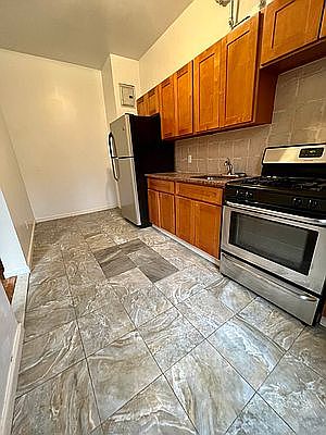 4th image of 219 W 145th St APT 1A