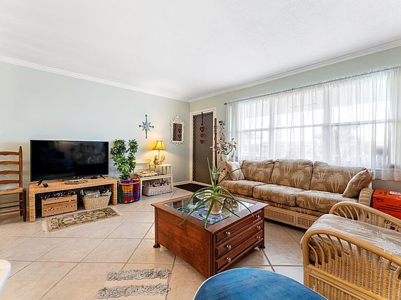 5th image of 170 E Horizons E #303