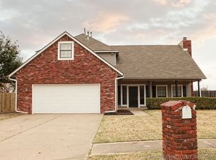 4132 S Dogwood Ave, Broken Arrow, OK 74011