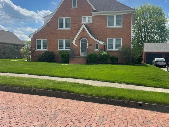 221 E Muntz Ave, Butler, PA 16001