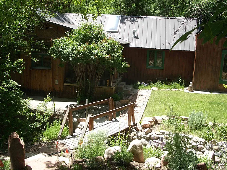 1183 N Pinecrest Canyon Rd — Photo 1