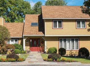 1320 Sunny Ridge Rd, Mohegan Lake, NY 10547