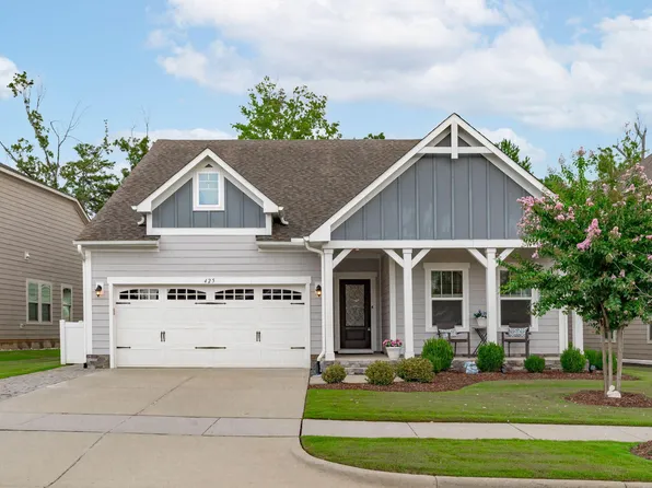425 Oaks End Dr, Holly Springs, NC 27540