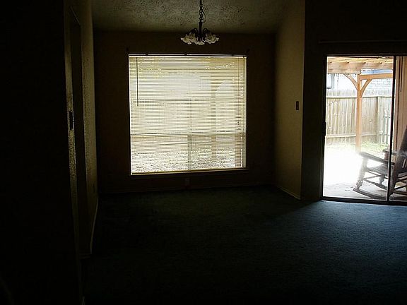 5th image of 12227 White River Dr