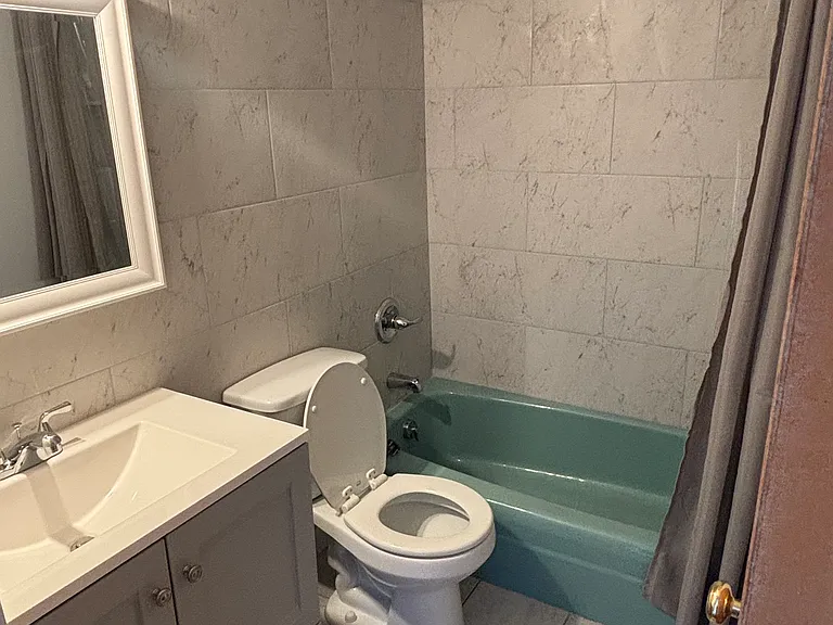 5 Colonial Rd #53 — Photo 4