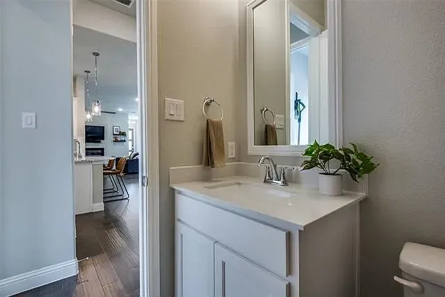 4211 Curtiss Dr — Photo 21