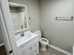 6263 Washington St, La Grange, NC 28551