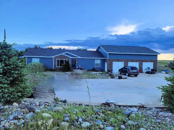 5042 133rd Ave NW Lot 207, Williston, ND 58801