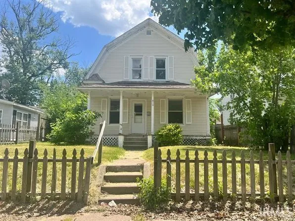 812 E Bowman St, South Bend, IN 46613