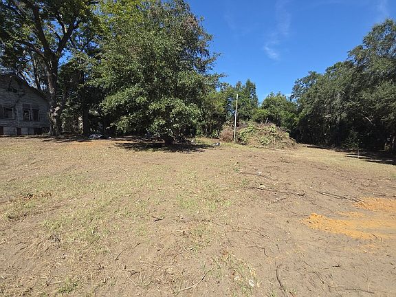 2nd image of 645 Main St