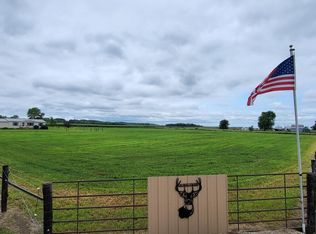 2424 152nd St, Muscatine, IA 52761