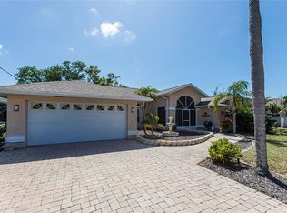 181 Sportsman Rd, Rotonda West, FL 33947