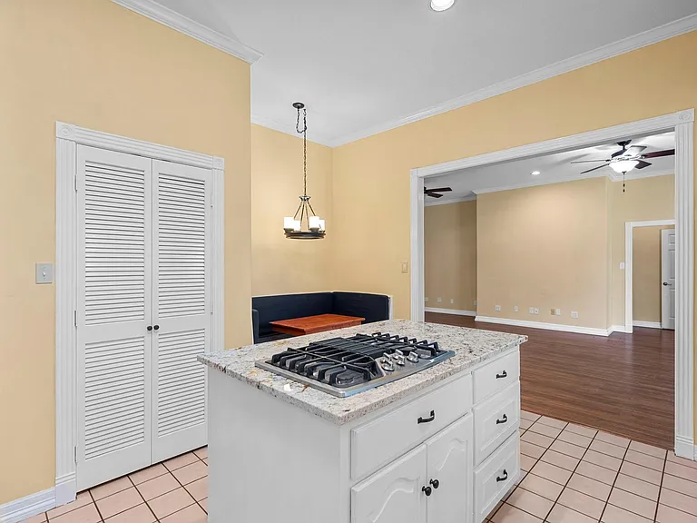 616 Westwood Cir — Photo 17