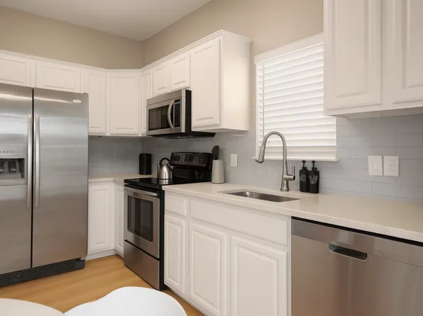 5303 Delores Ave #B, Austin, TX 78721