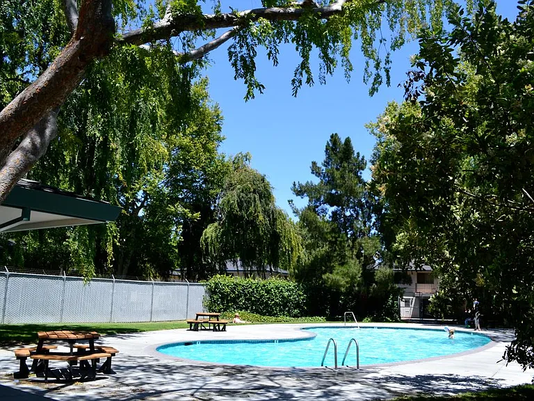 285 Gomes Ct #2 — Photo 9