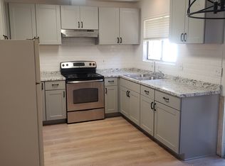 670 Carmelita Dr UNIT 3, Salinas, CA 93901