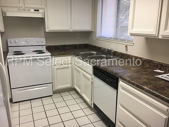 3rd image of 720 Sunrise Ave APT 26