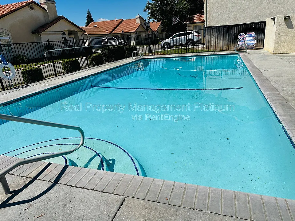 228 River Point