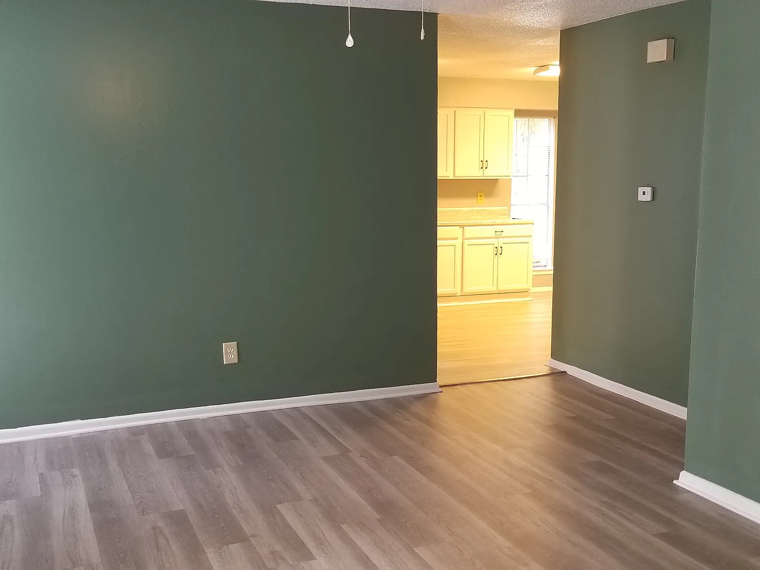2 bed, 932 sqft, $900 — Photo 4