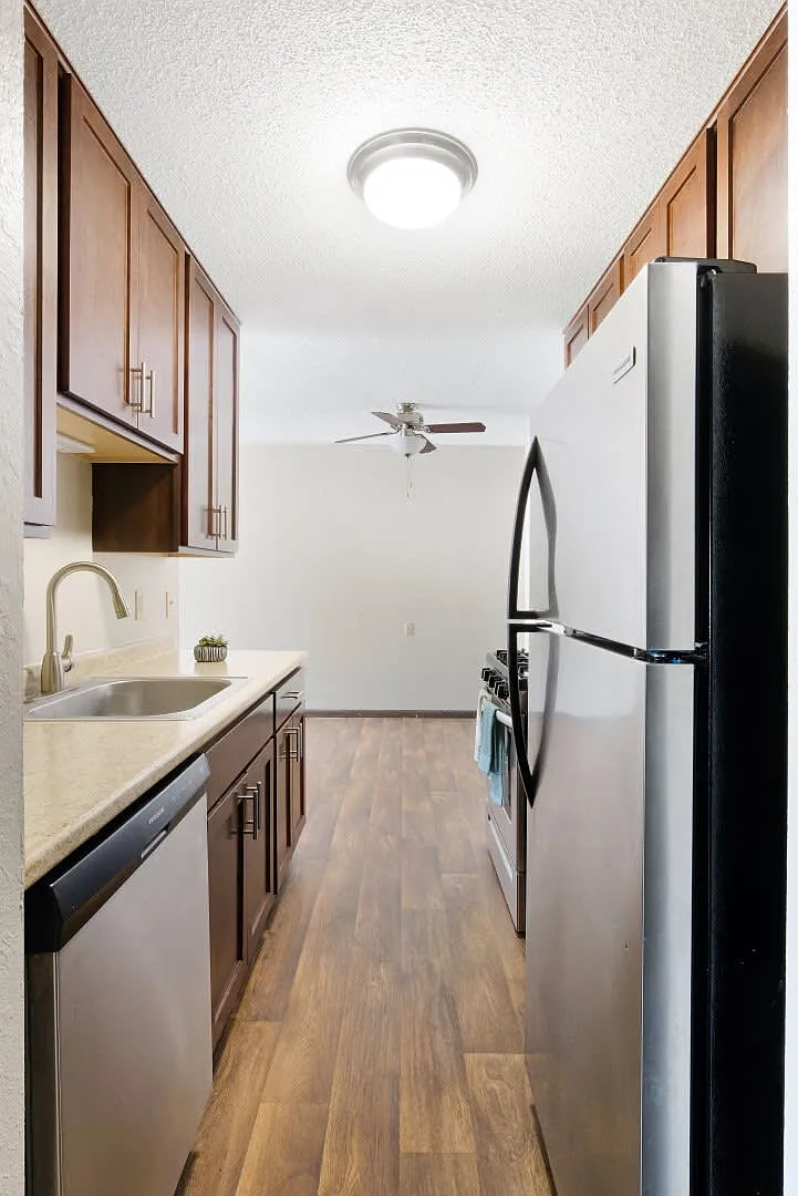 Building Photo - Valley Place Apartments