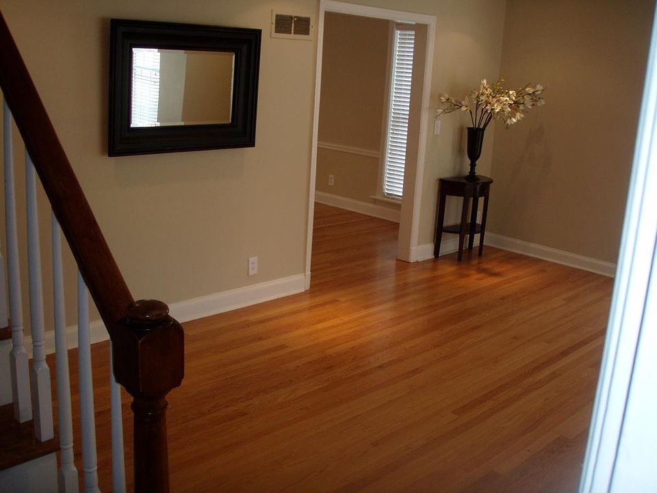 1st image of 8424 Gannon Ave