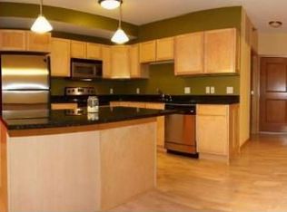 1800 Clinton Ave APT 207, Minneapolis, MN 55404