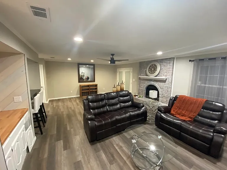 6118 Cypress Point Dr — Photo 7