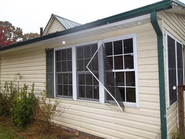 2nd image of 1214 Nester School Rd