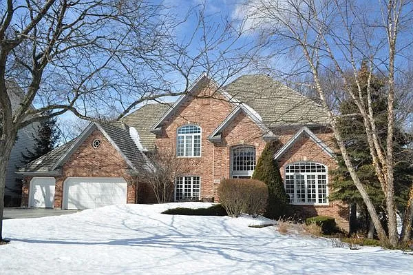 8808 Royal Swan Ln photo 1