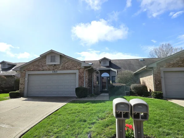 1313 Aaron Dr #Dd-2, Shelbyville, IN 46176