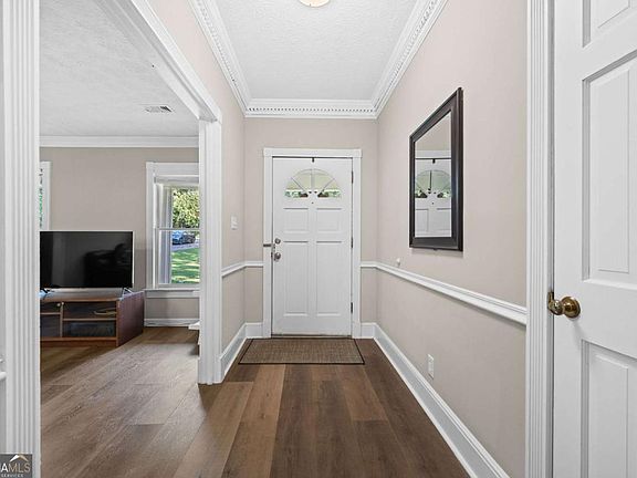 4th image of 2786 Cardinal Lake Cir