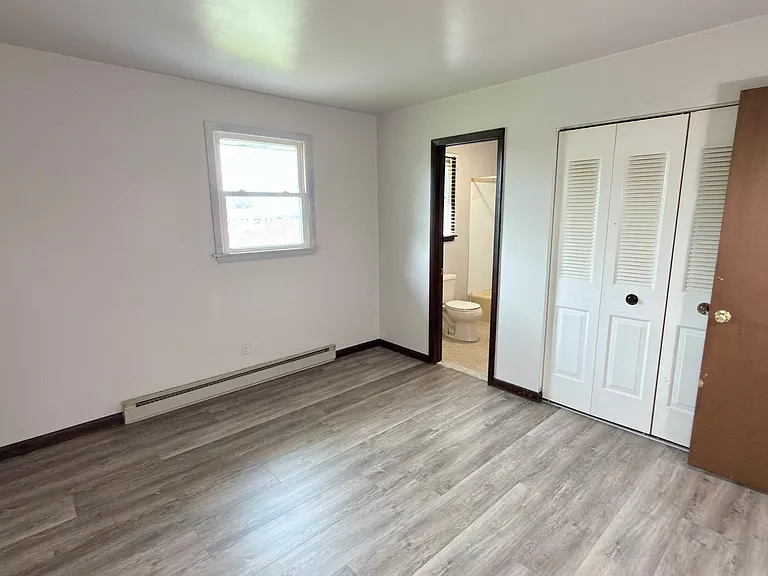 1015 E Hamilton St — Photo 20