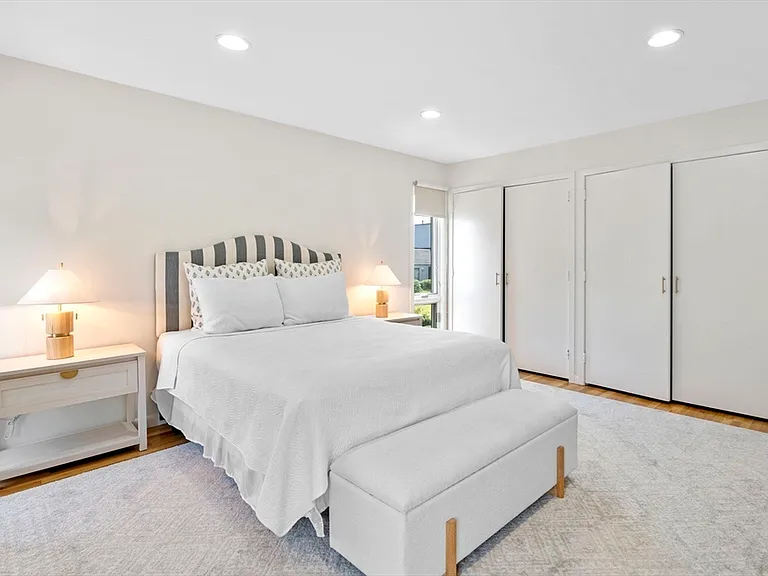 2 Brackett Pl #B — Photo 21