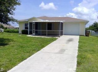 911 NE 10th Ter, Cape Coral, FL 33909