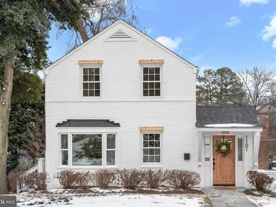 1101 N Kentucky St, Arlington, VA, 22205
