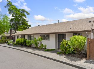 11530 SW Majestic Ln UNIT 2, King City, OR 97224
