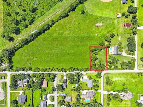 3108 Mandale Rd, Friendswood, TX 77546