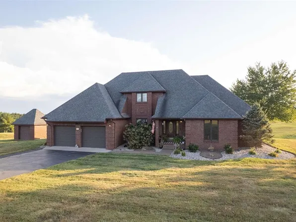 185 Meadow Lake Ln, Hardinsburg, KY 40143