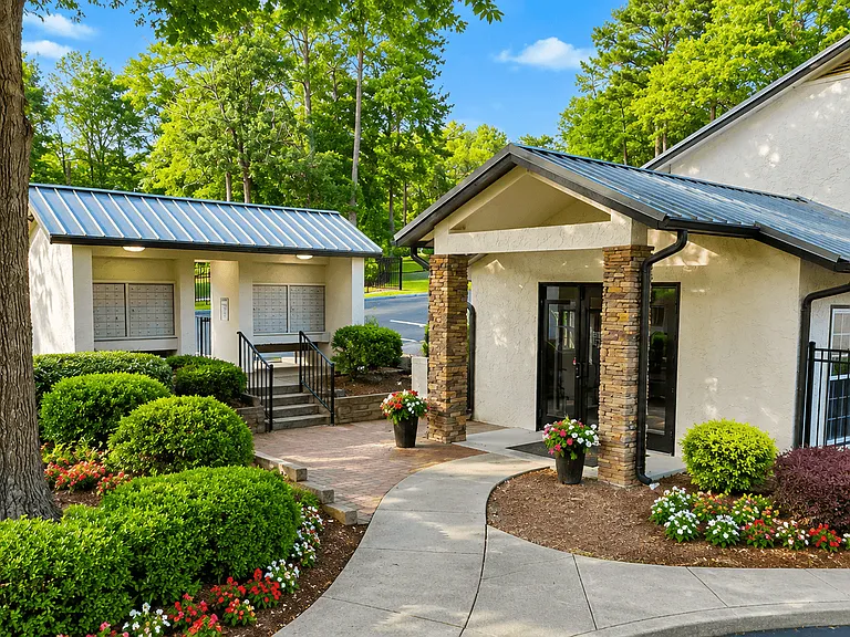 Veridian at Sandy Springs — Photo 34