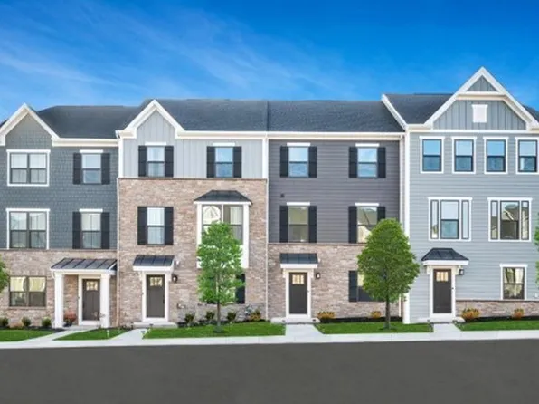 Mossy Oak Dr, Coraopolis, PA 15108