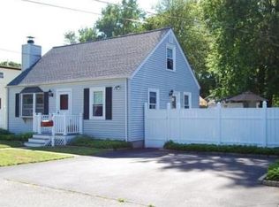 19 Hascall St, Riverside, RI 02915