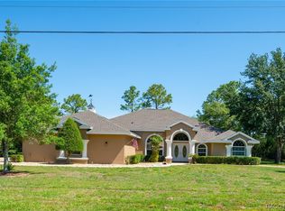 4227 W Roundup Ct, Beverly Hills, FL 34465