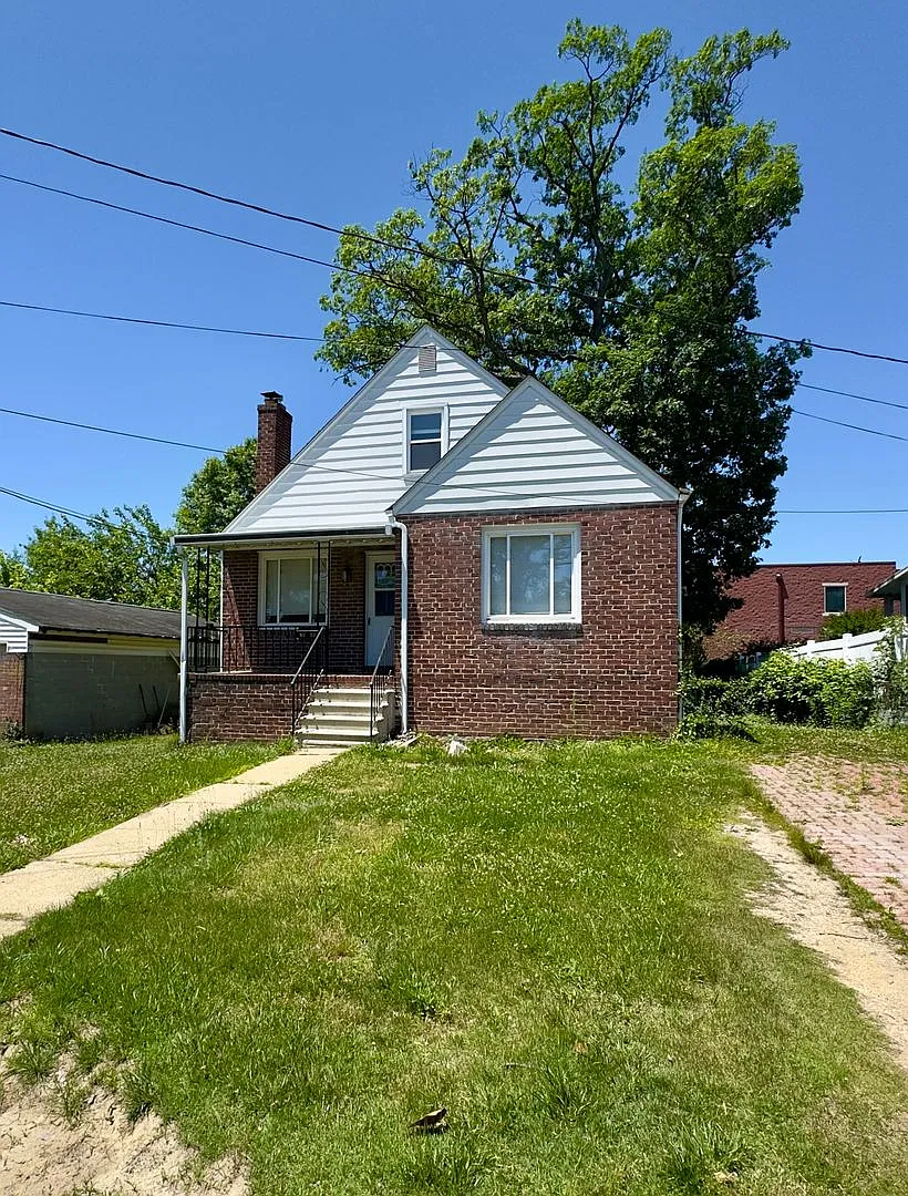 Charming 3 Bedroom/2 Bathroom Home in Parkville, MD! — Photo 1