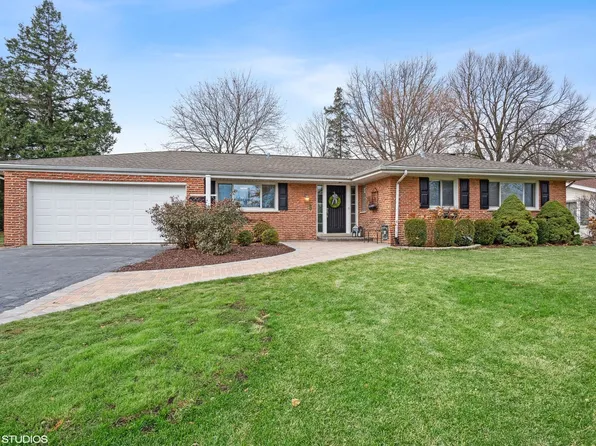 296 Sharon Dr, Barrington, IL 60010