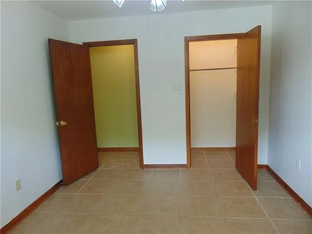 3605 Elgin St — Photo 8