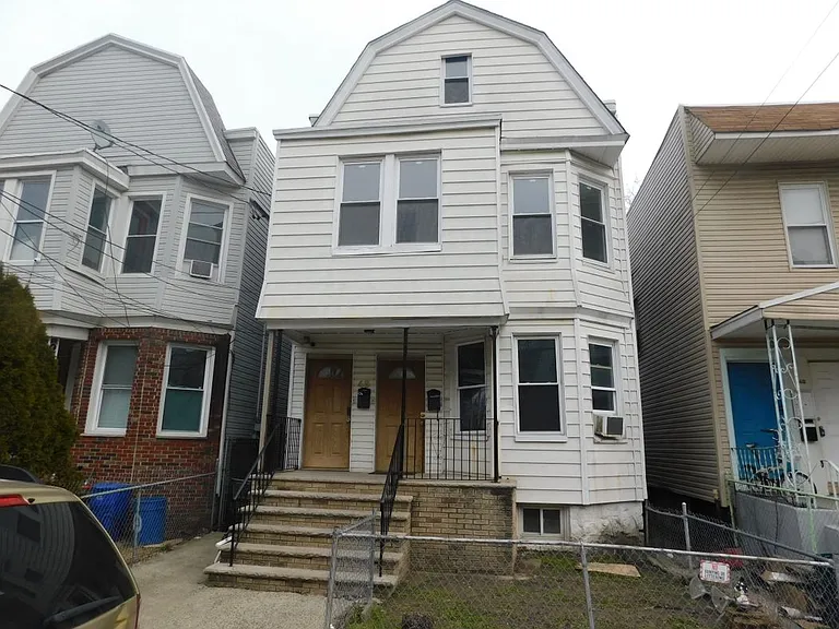 48 Randolph Ave #2 — Photo 1